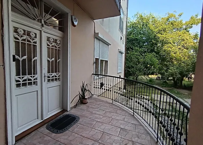 Airport Rom Daire Budapeşte